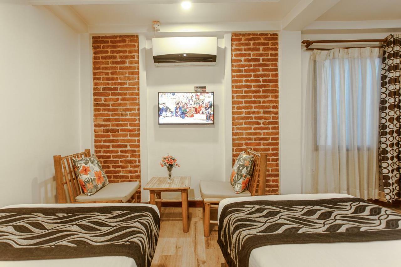 Hotel Shreesu Κατμαντού Εξωτερικό φωτογραφία
