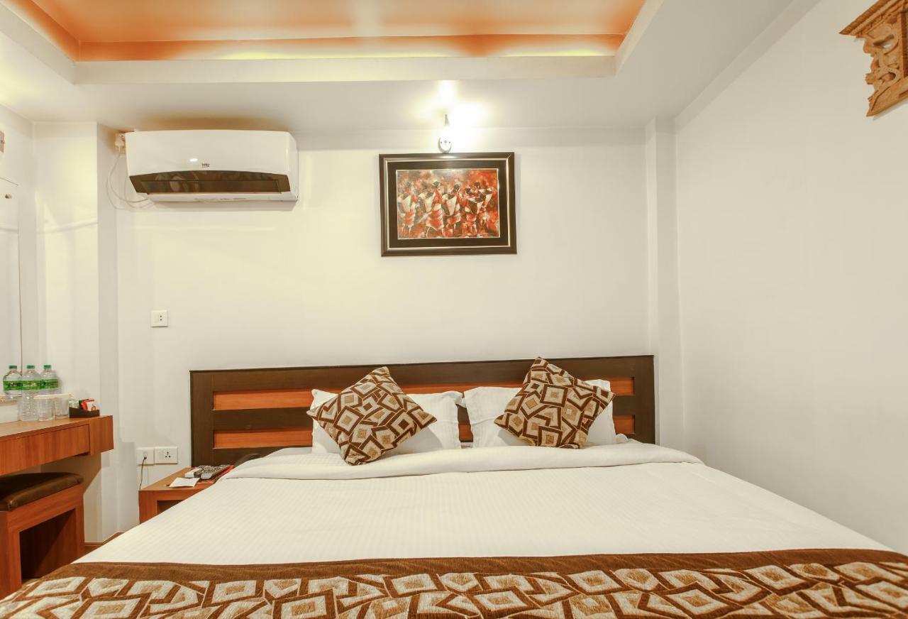 Hotel Shreesu Κατμαντού Εξωτερικό φωτογραφία
