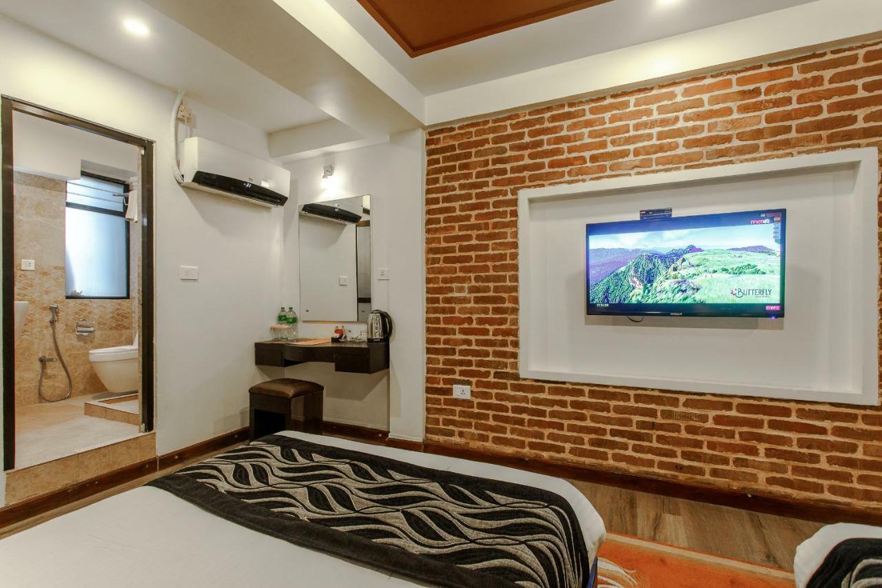 Hotel Shreesu Κατμαντού Εξωτερικό φωτογραφία