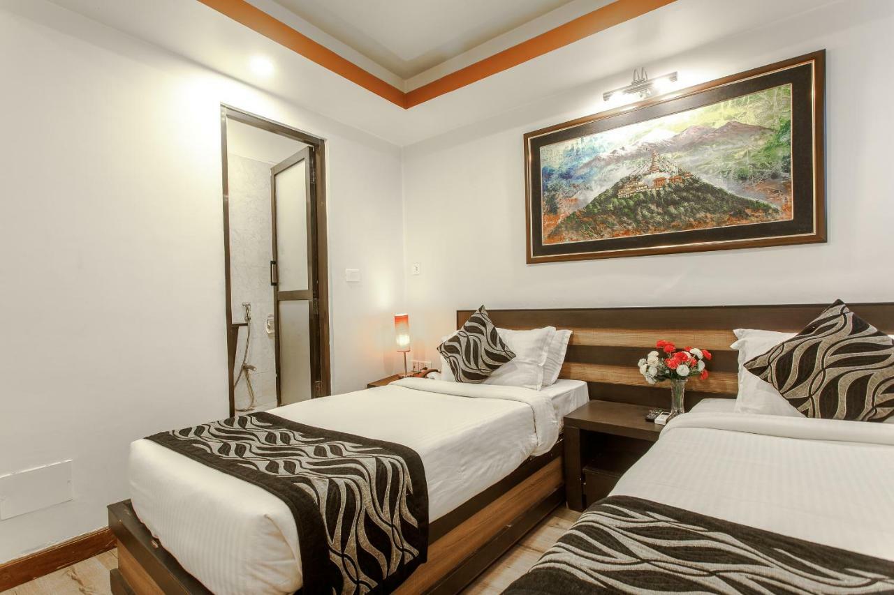 Hotel Shreesu Κατμαντού Εξωτερικό φωτογραφία