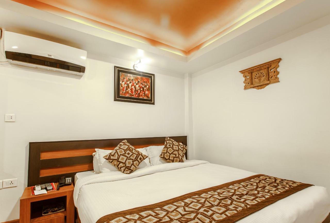 Hotel Shreesu Κατμαντού Εξωτερικό φωτογραφία